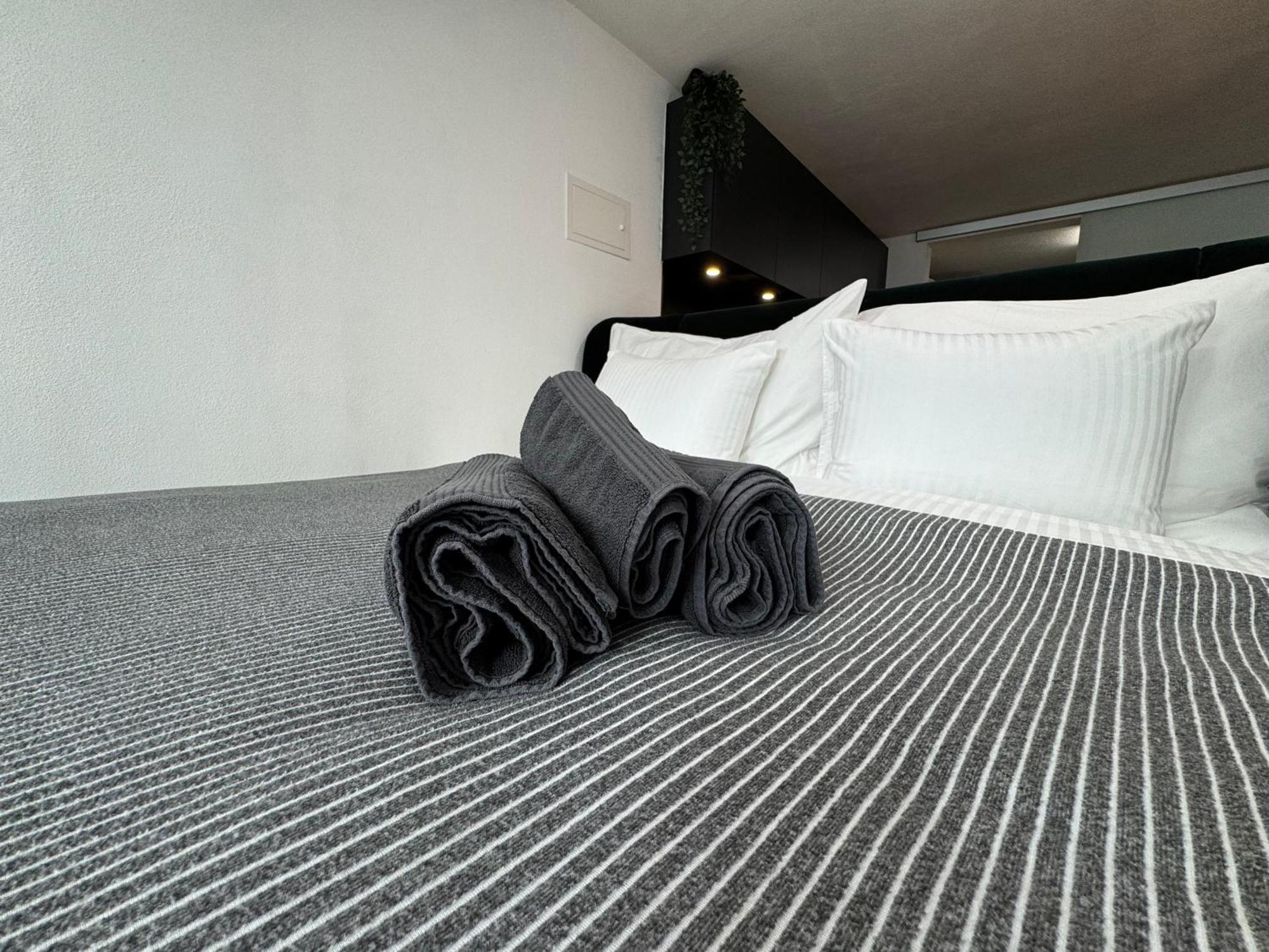 Appartement Au Rez-De-Chaussee En Vieille Ville De Porrentruy Kültér fotó