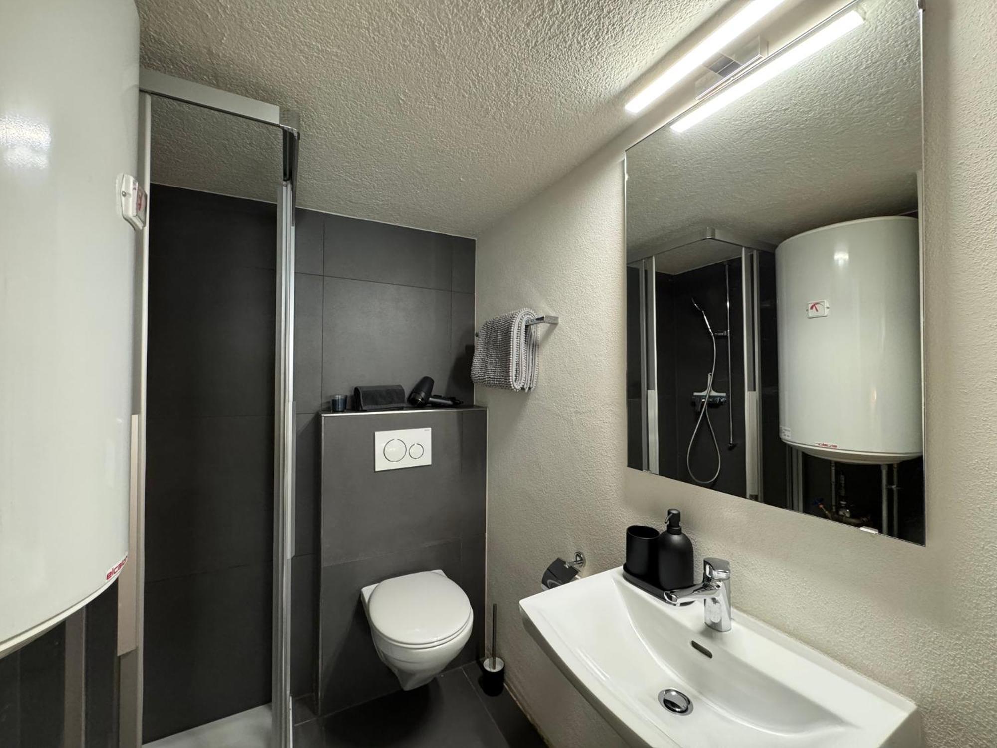 Appartement Au Rez-De-Chaussee En Vieille Ville De Porrentruy Kültér fotó
